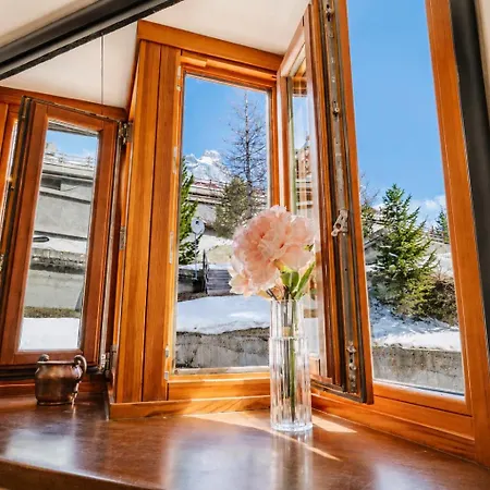 Hellochalet Thea - In Out Matterhorn View Appartamento *